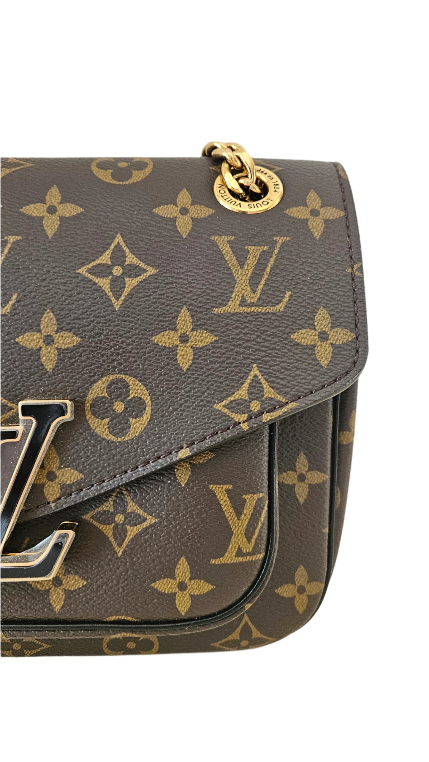 LOUIS VUITTON PASSY CANVAS