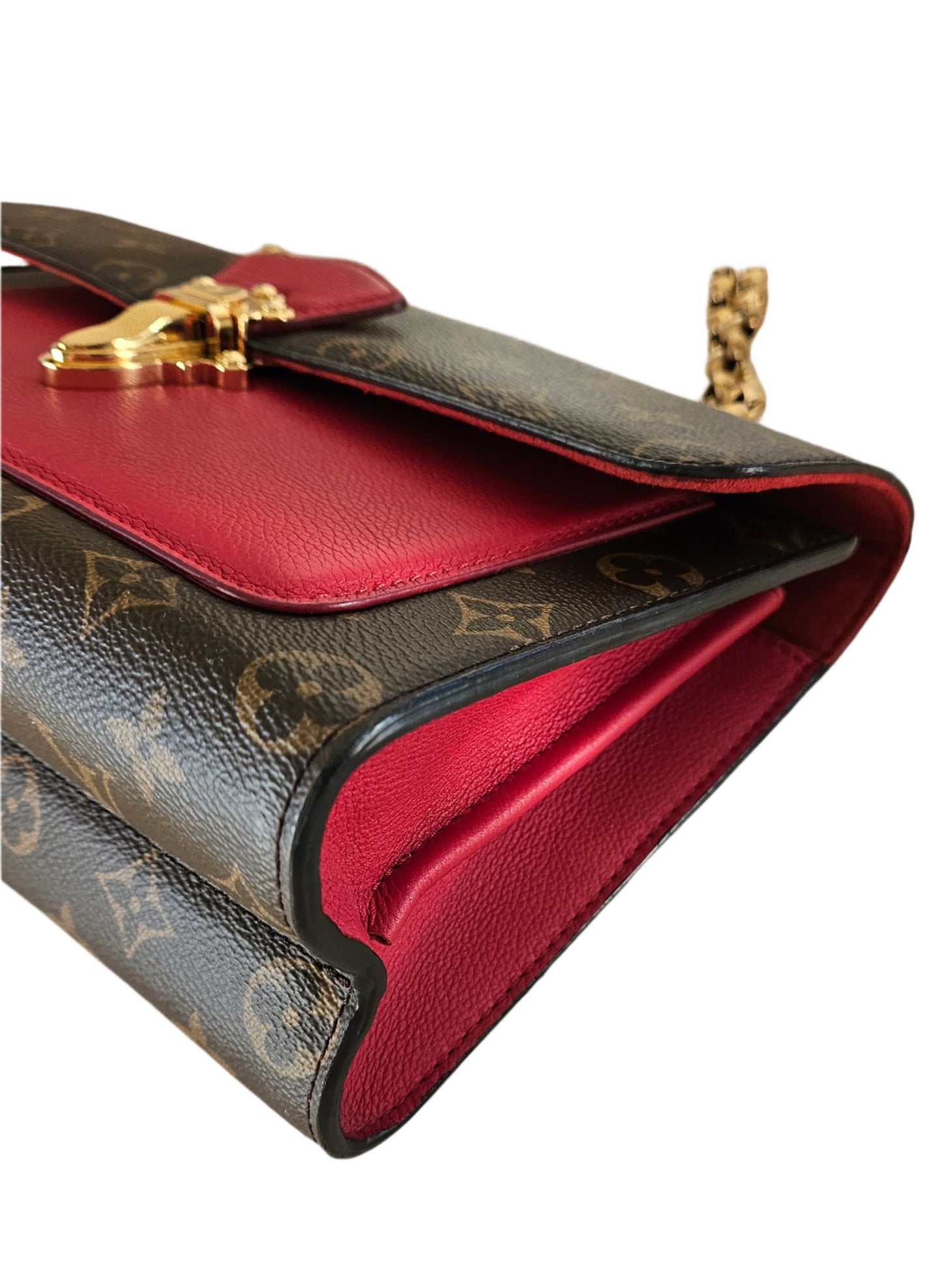 VICTOIRE SHOULDER BAG
