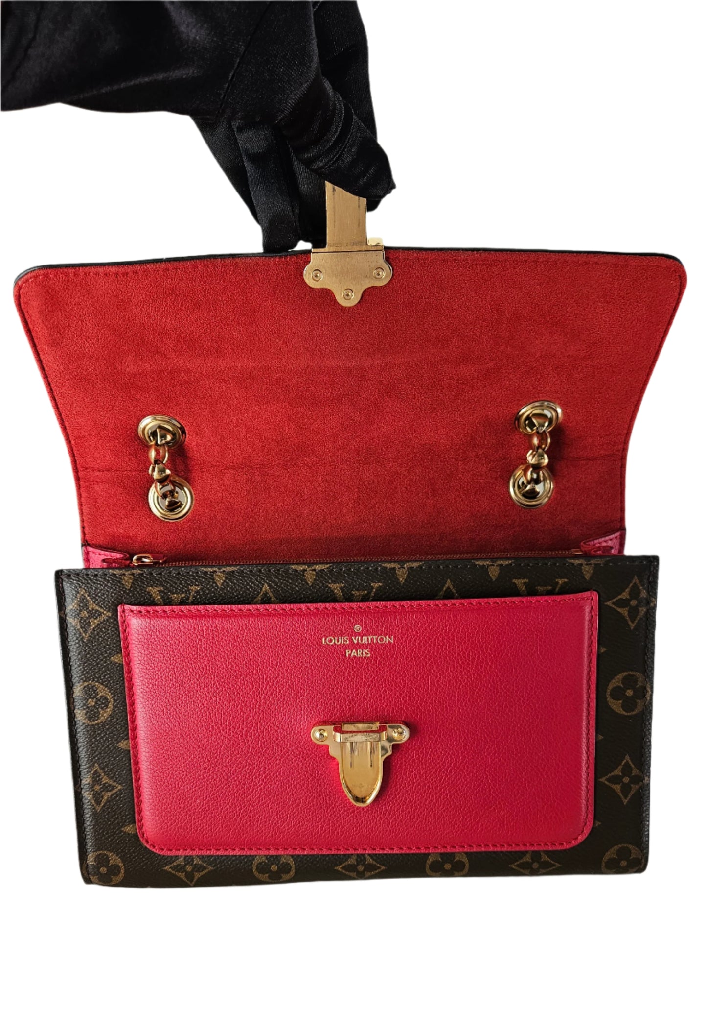 VICTOIRE SHOULDER BAG