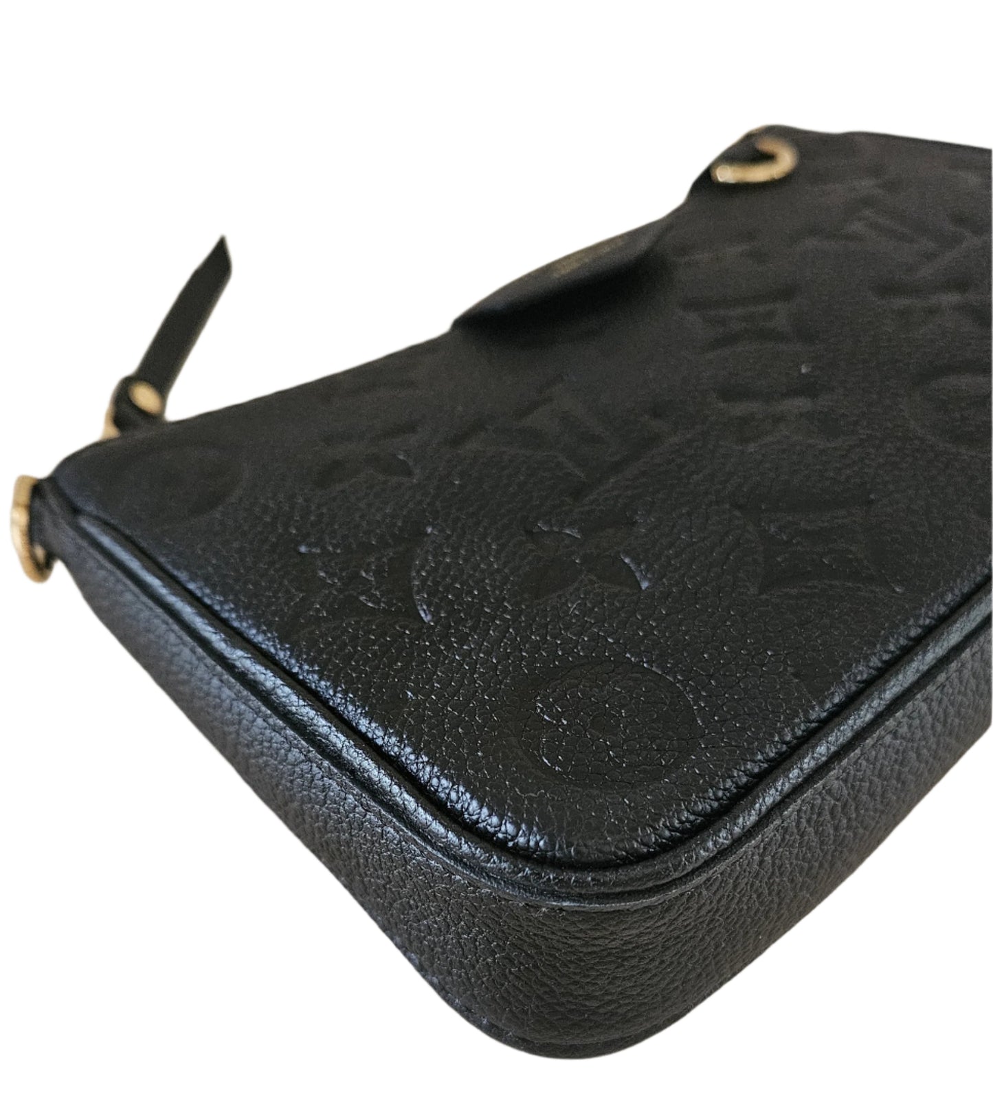 EASY POUCH ON STRAP EMPREINTE MONOGRAM BLACK