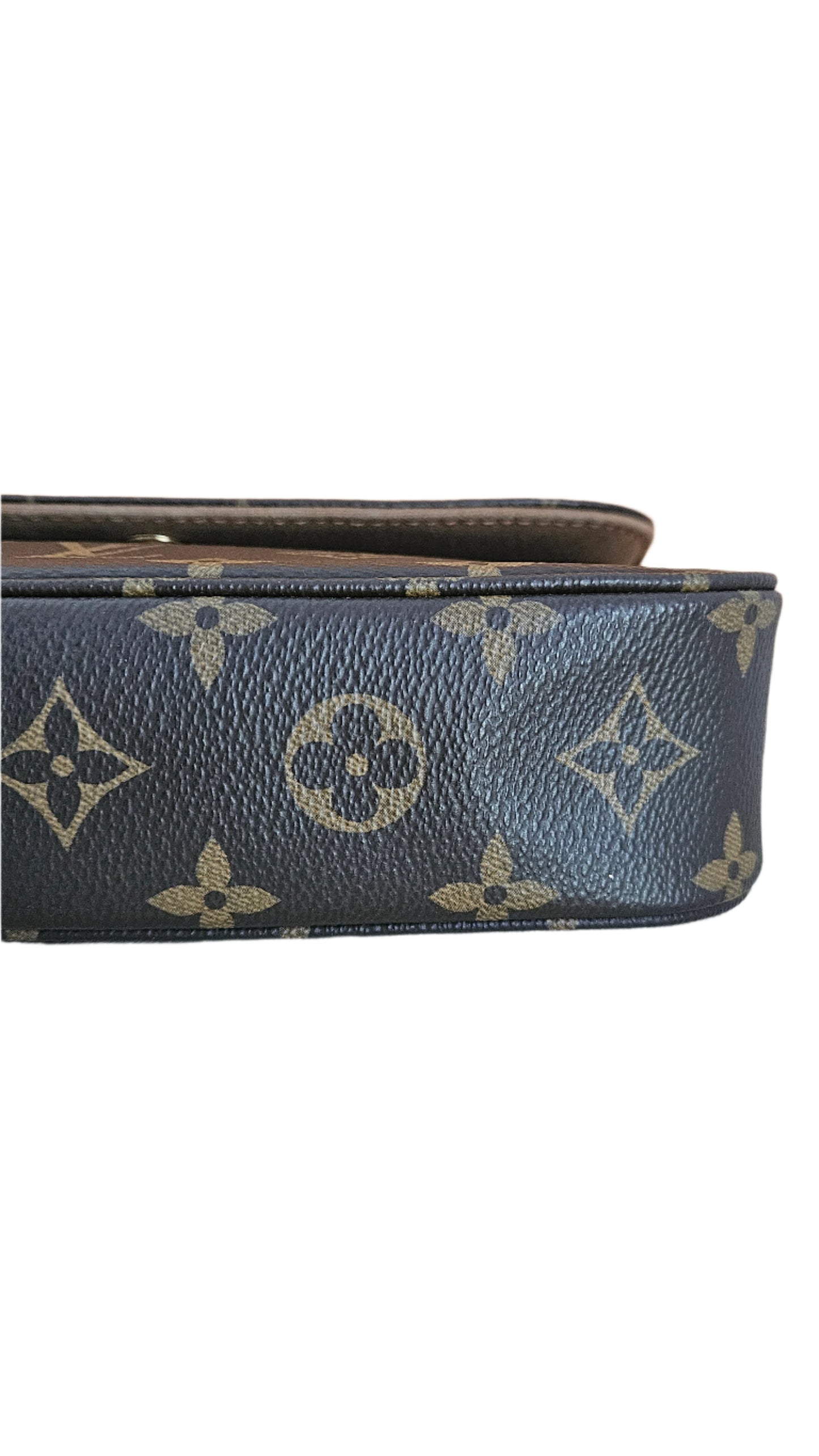 LOUIS VUITTON IVY
