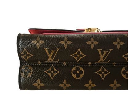 VICTOIRE SHOULDER BAG